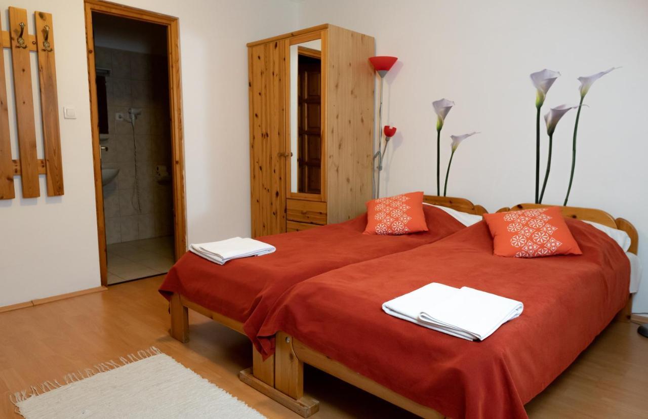 Liszt Apartman Pécs Exteriör bild