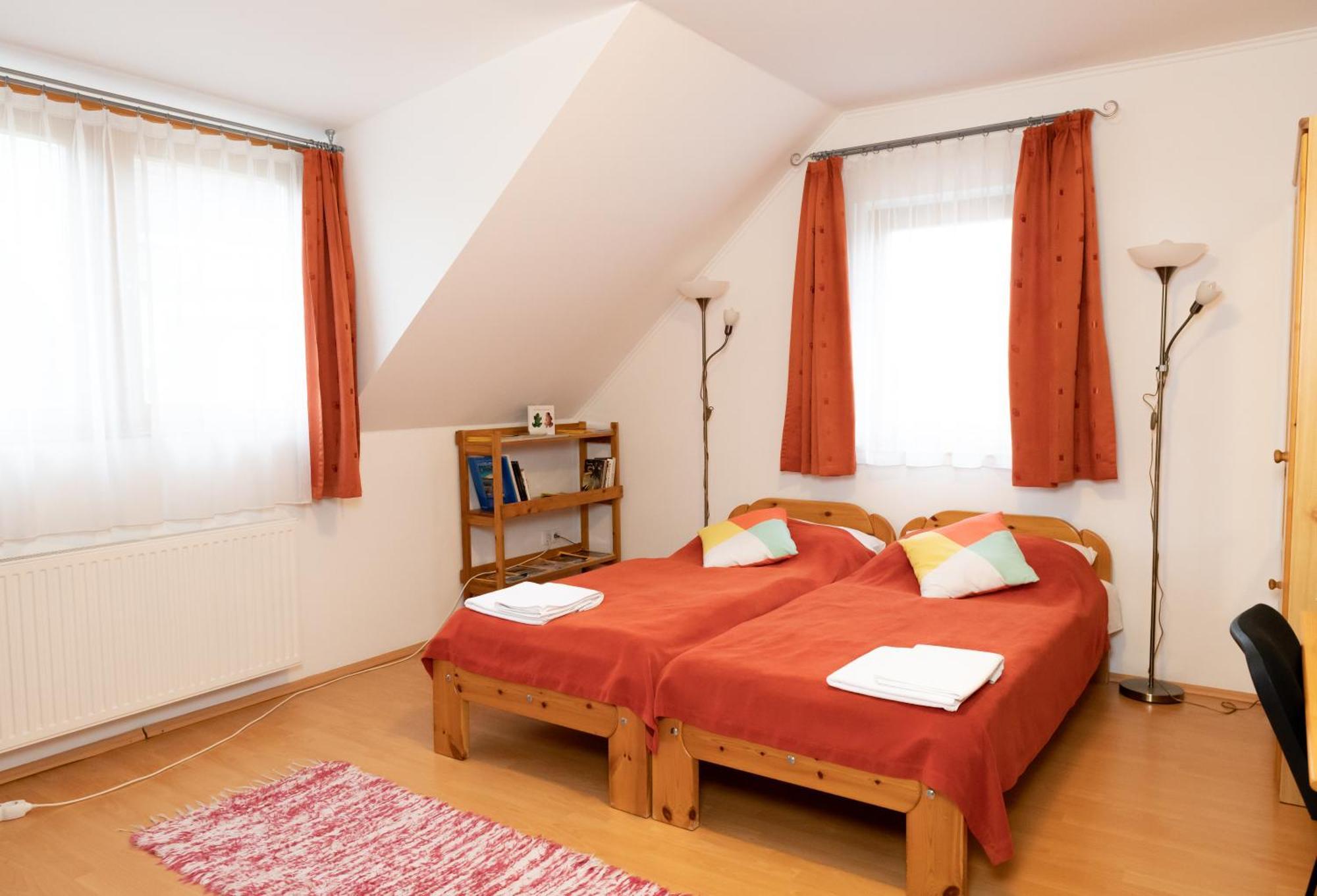 Liszt Apartman Pécs Exteriör bild
